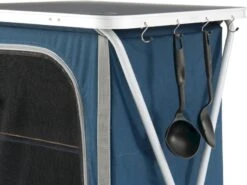 Easy Camp Metz Campingkast - Blauw 10 Easy Camp Metz Campingkast - Blauw -Online Camping Winkel 1068 1900 5709388128607 metz feature photo5