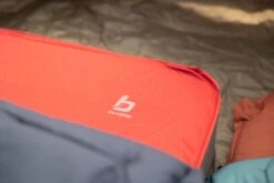 Bo-Camp Dorset Golden Zelfopblazende Slaapmat 21 Bo-Camp Dorset Golden Zelfopblazende Slaapmat -Online Camping Winkel 1267 1900 bo camo slaapmat