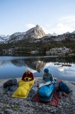 Therm-A-Rest Space Cowboy Mummymodel Slaapzak 22 Therm-A-Rest Space Cowboy Mummymodel Slaapzak -Online Camping Winkel 1900 1267 2022 thermarest sierranevada california patitucci 0220