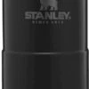 Stanley The Trigger-Action Travel Thermosfles - 470 Ml - Mat Zwart -Online Camping Winkel 1900 590 large jpg classic trigger action travel mug 16oz matte black 2