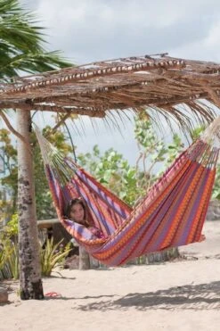 La Siesta Carolina 2 Persoons Hangmat - Flowers -Online Camping Winkel 900 598 cah16 2 ambiance 203